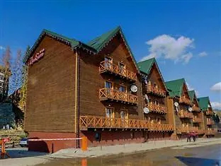 吉马斯诺滑雪温泉公寓酒店 3* 布克维