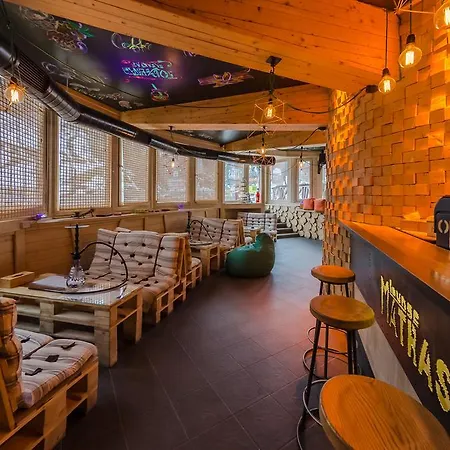 吉马斯诺滑雪温泉公寓酒店 3* 布克维